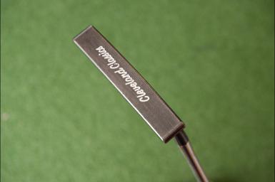 รหัสสินค้า 2022104014 ไม้กอล์ฟพรีเมี่ยม!!! ราคาถูกที่สุดในประเทศไทย!!! PUTTER CLEVELAND CLASSICS